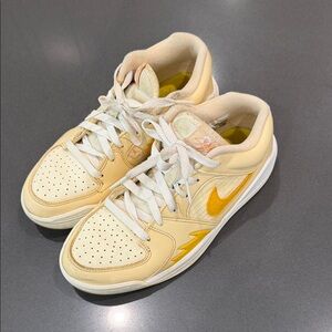 Women’s Air Jordan Stadium 90